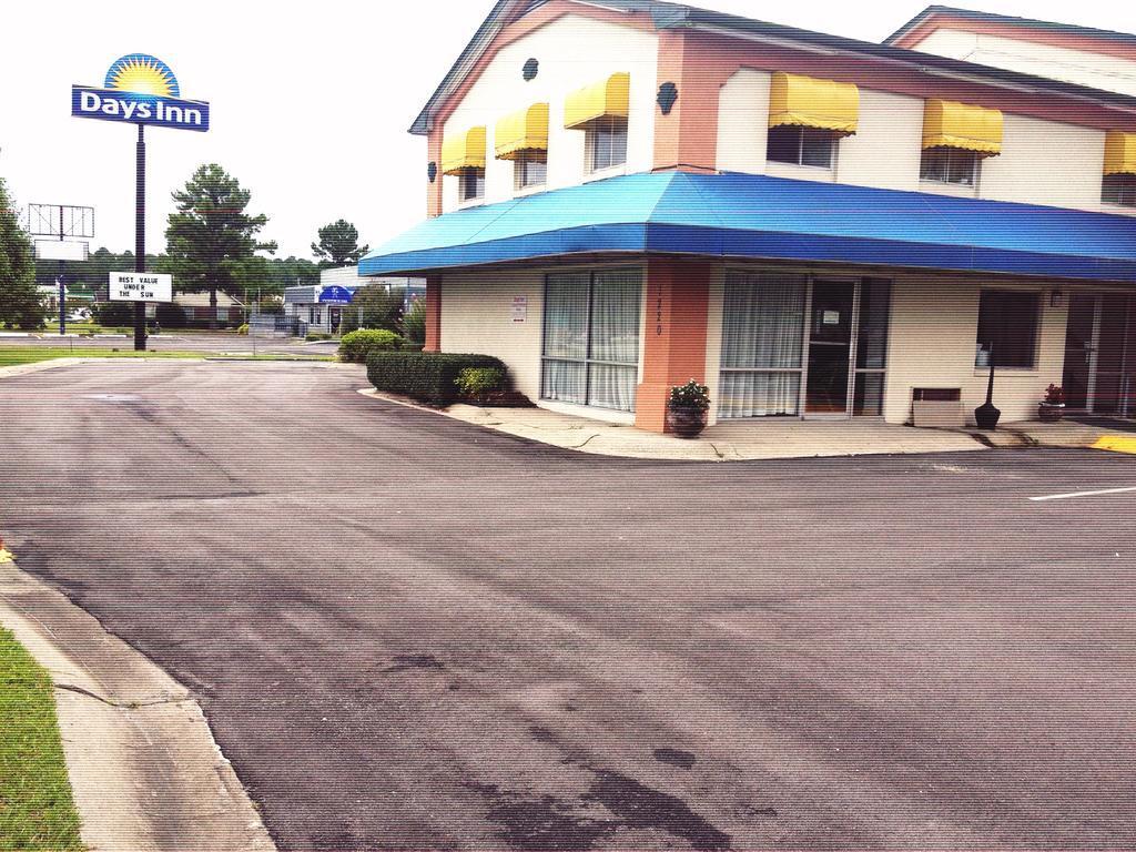 Econo Lodge Cherry Point Havelock Exteriér fotografie