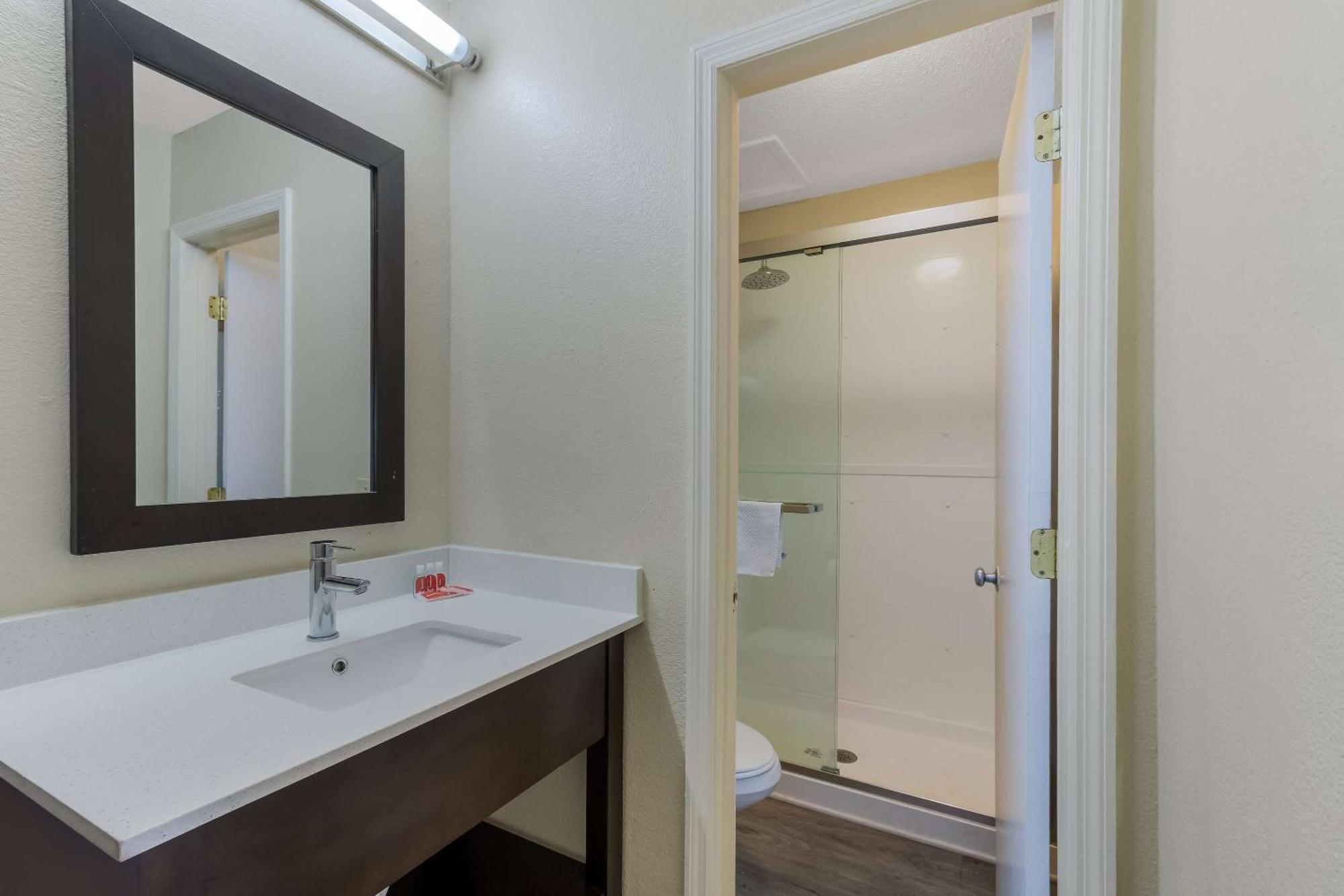 Econo Lodge Cherry Point Havelock Exteriér fotografie
