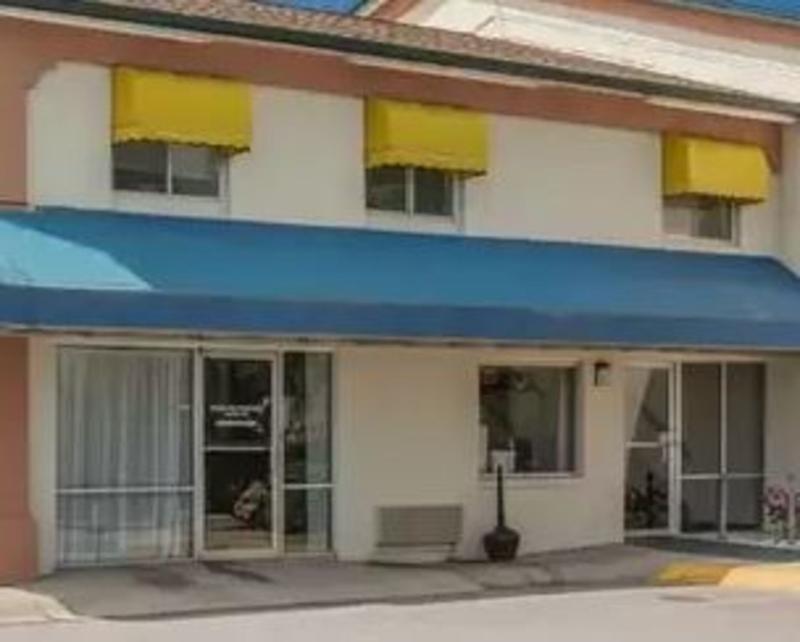 Econo Lodge Cherry Point Havelock Exteriér fotografie